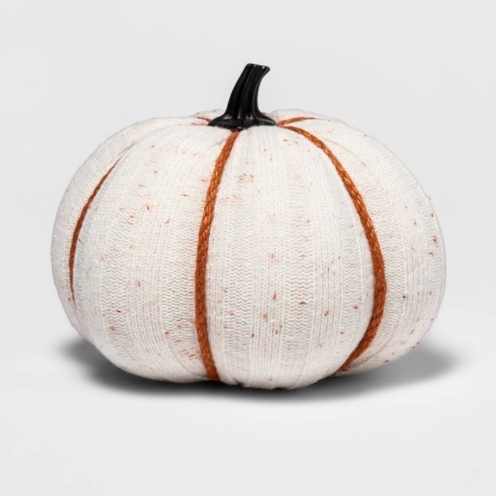 Hyde & EEK Boutique Medium Pumpkin in Cream with speckles & Orange NWT